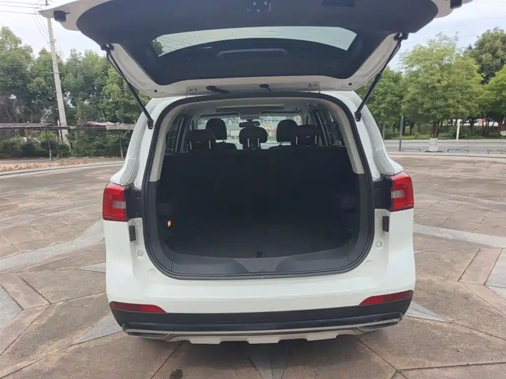 Dongfeng Fengxing Jingyi X5 2018 2017 Dynamic Series 1.5T CVT Premium