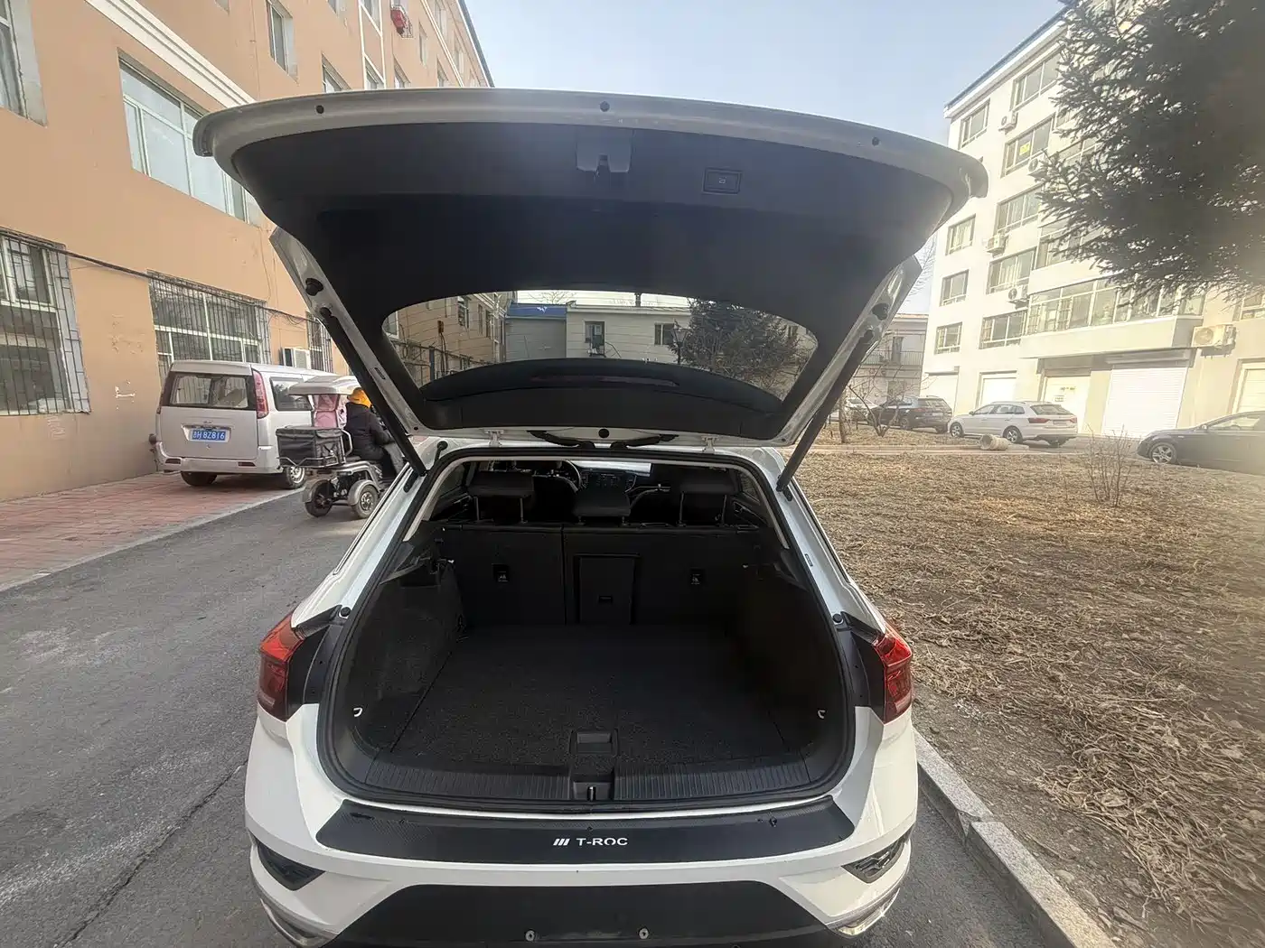 VOLKSWAGEN T ROC EXPLORING SONGS