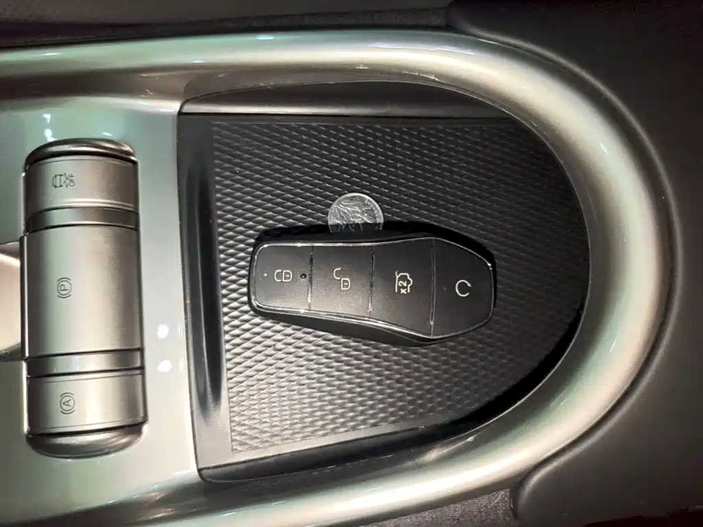Фото 9 - BYD Dolphin