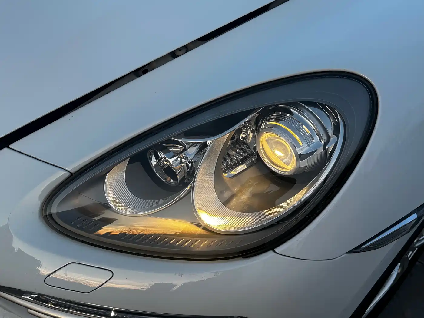 Porsche Cayenne 2014 Cayenne Platinum Edition 3.0T фото 8