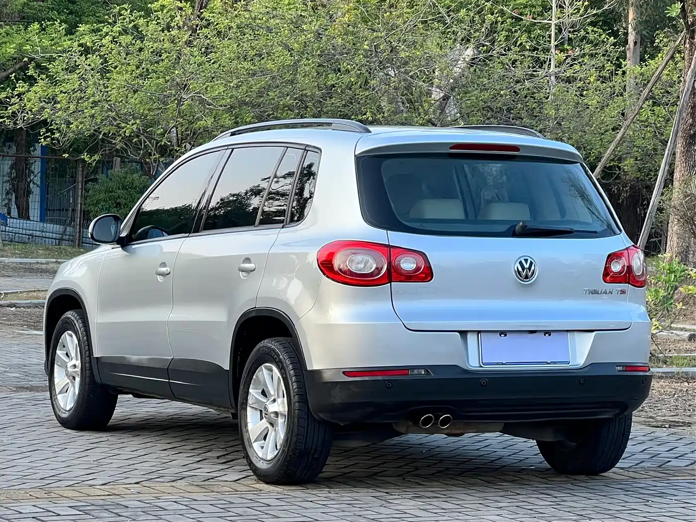 Volkswagen Tiguan 2012 1.8TSI Automatic 2WD Trend Edition фото 6