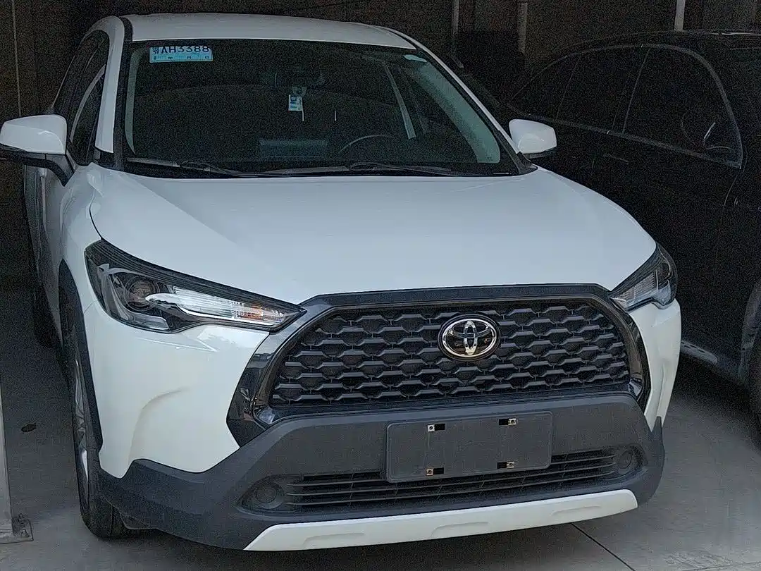 Toyota Corolla Cross 2022 2.0L Pioneer Edition фото 3