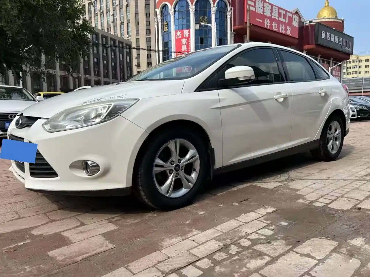 Фото 1 - Ford Focus