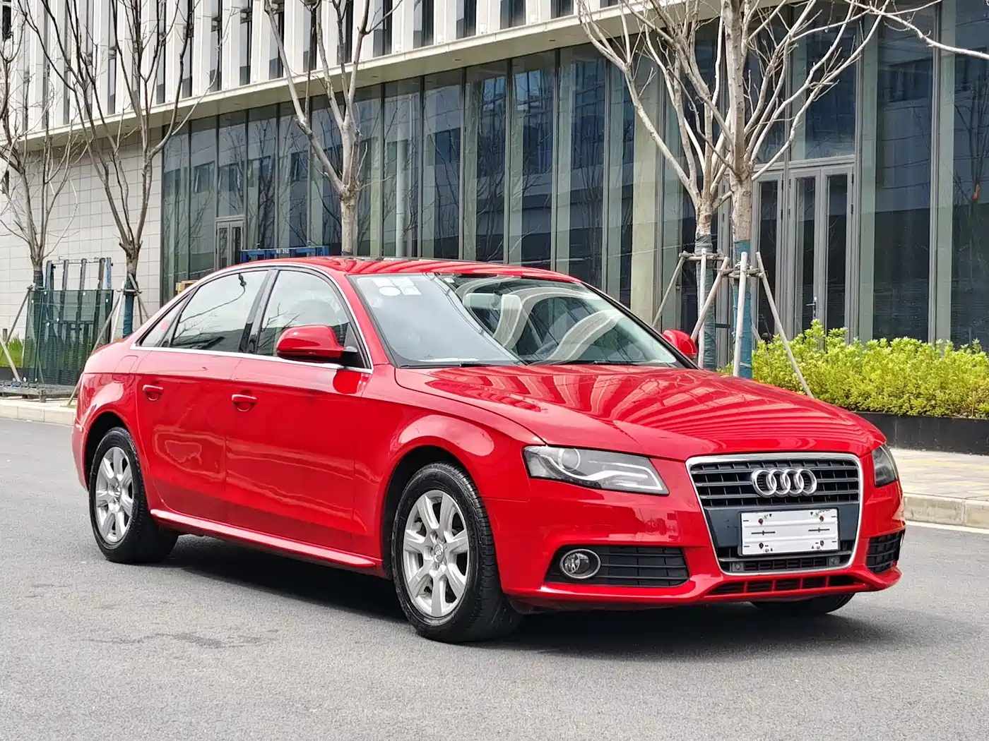 Audi A4L 2011 2.0 TFSI Standard фото 3