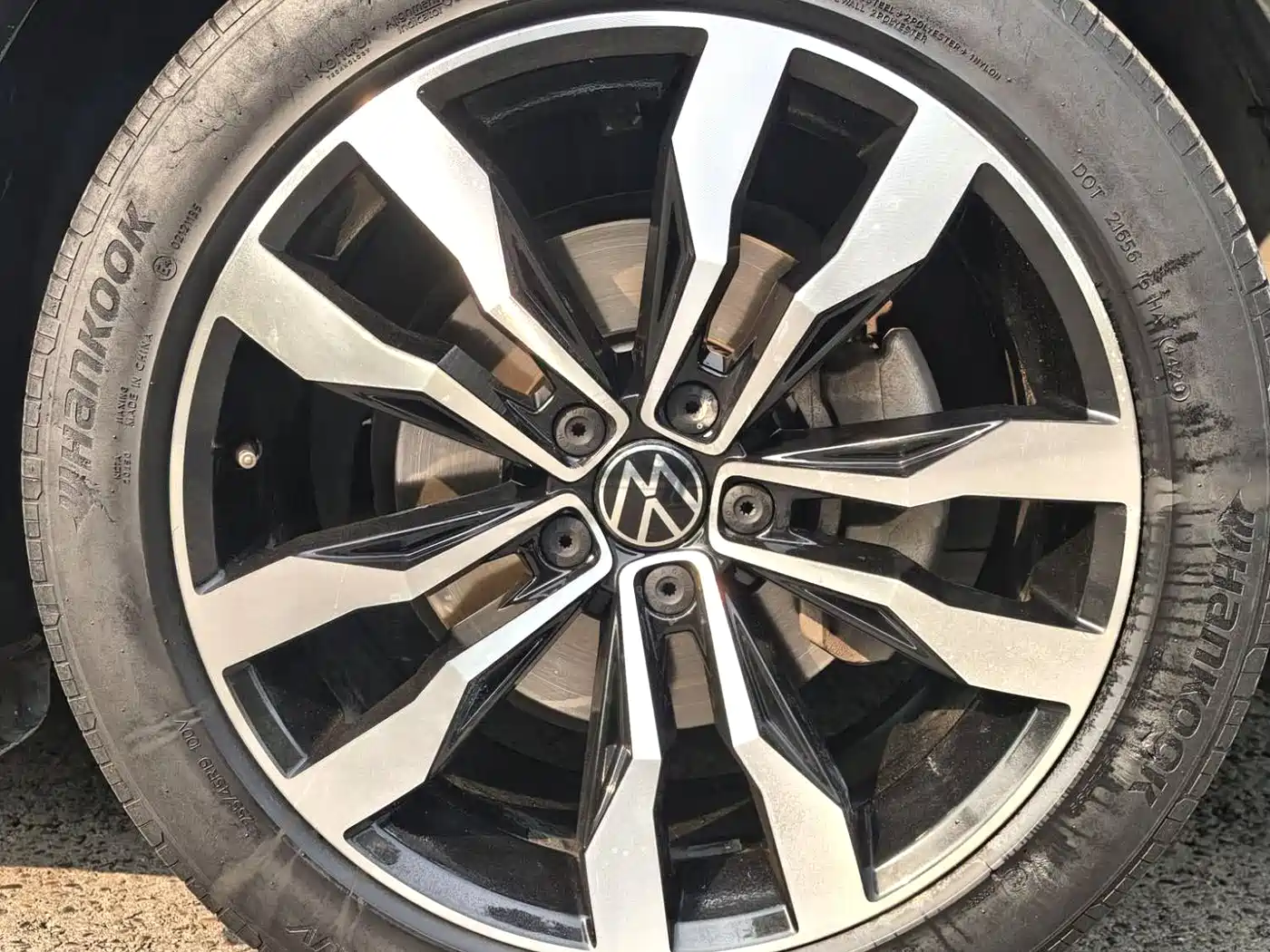 Volkswagen Tiguan L 2021 330TSI Automatic 2WD R-Line Premium фото 15