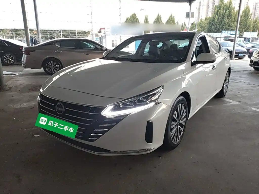 Photo 2 - Nissan Teana