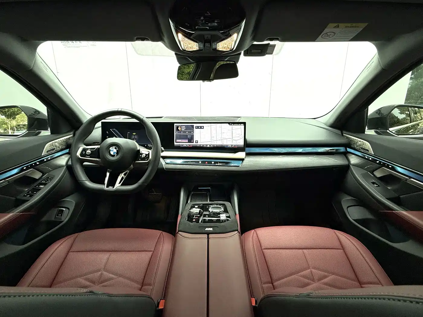 BMW 5 Series 2025 530Li Premium M Sport Package фото 12
