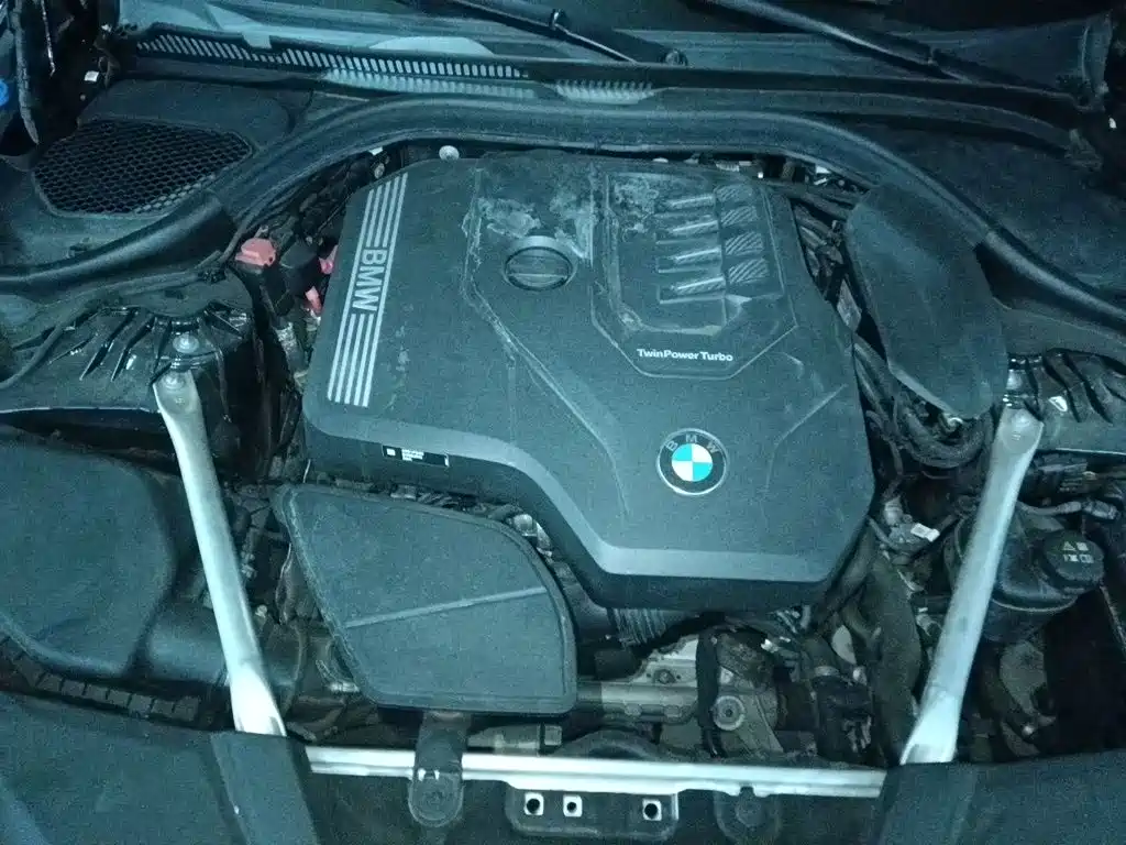 Фото 21 - BMW 5 Series