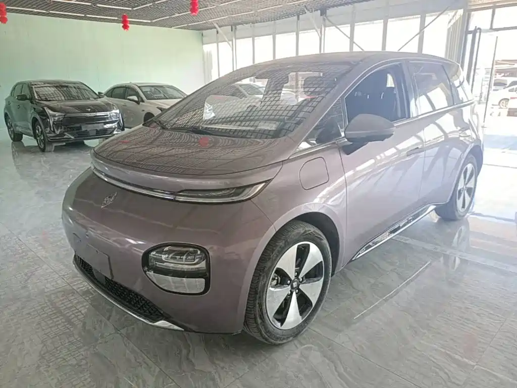 Фото 1 - Baojun Cloud
