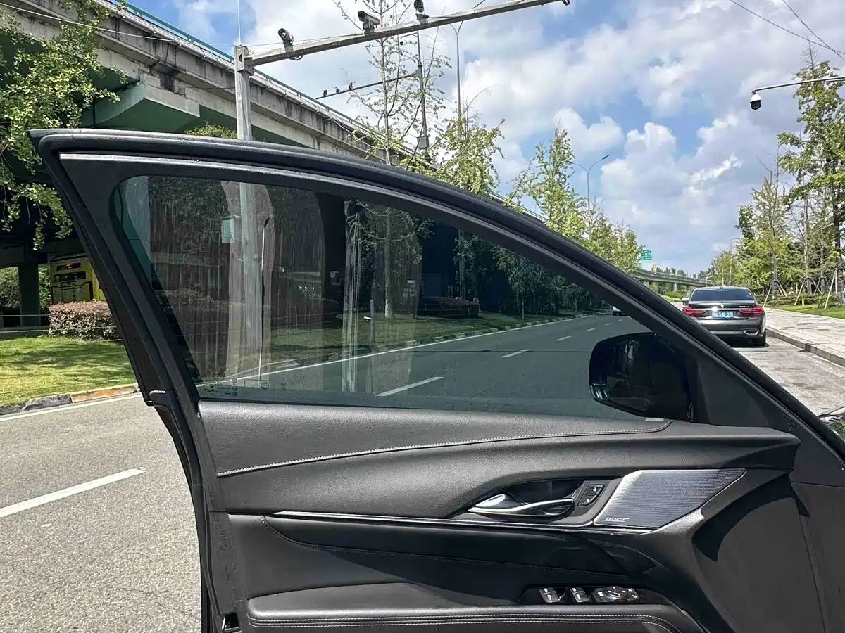 Cadillac CT4 2022 2022 28T Luxury Model