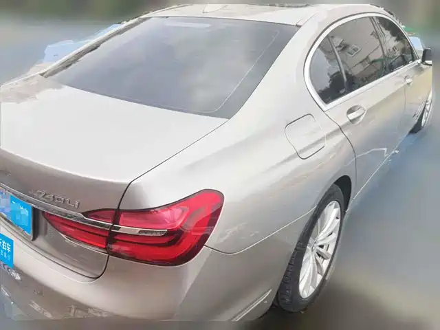 BMW 7 Series 2016 740Li Leading Edition — фото 2