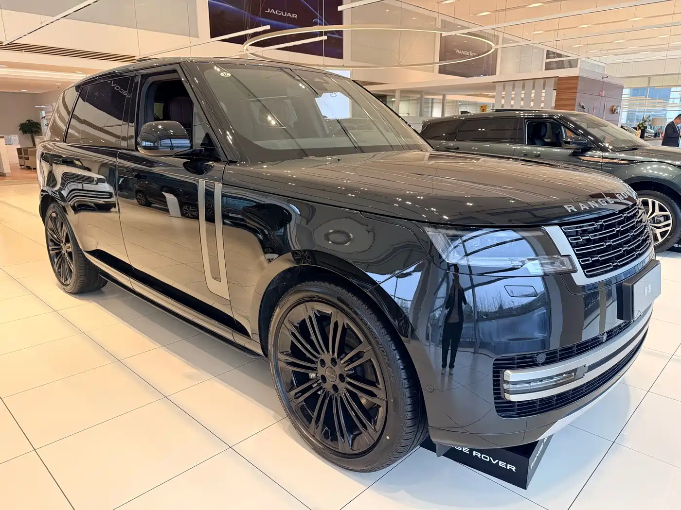 Land Rover Range Rover фото 2