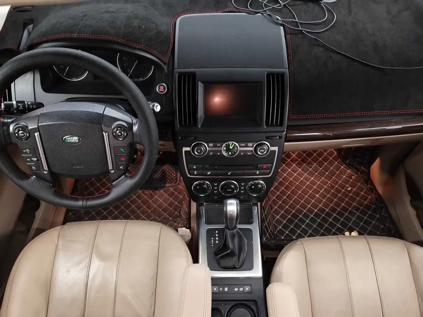 Land Rover Freelander 2 2014 2.0T Si4 SE Gasoline Edition фото 7