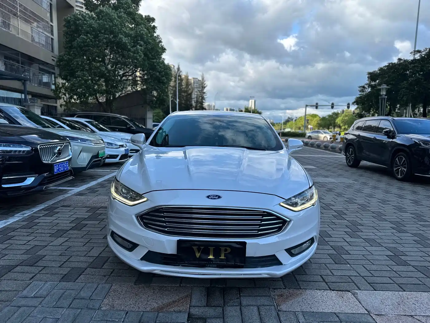 Фото 3 - Ford Mondeo