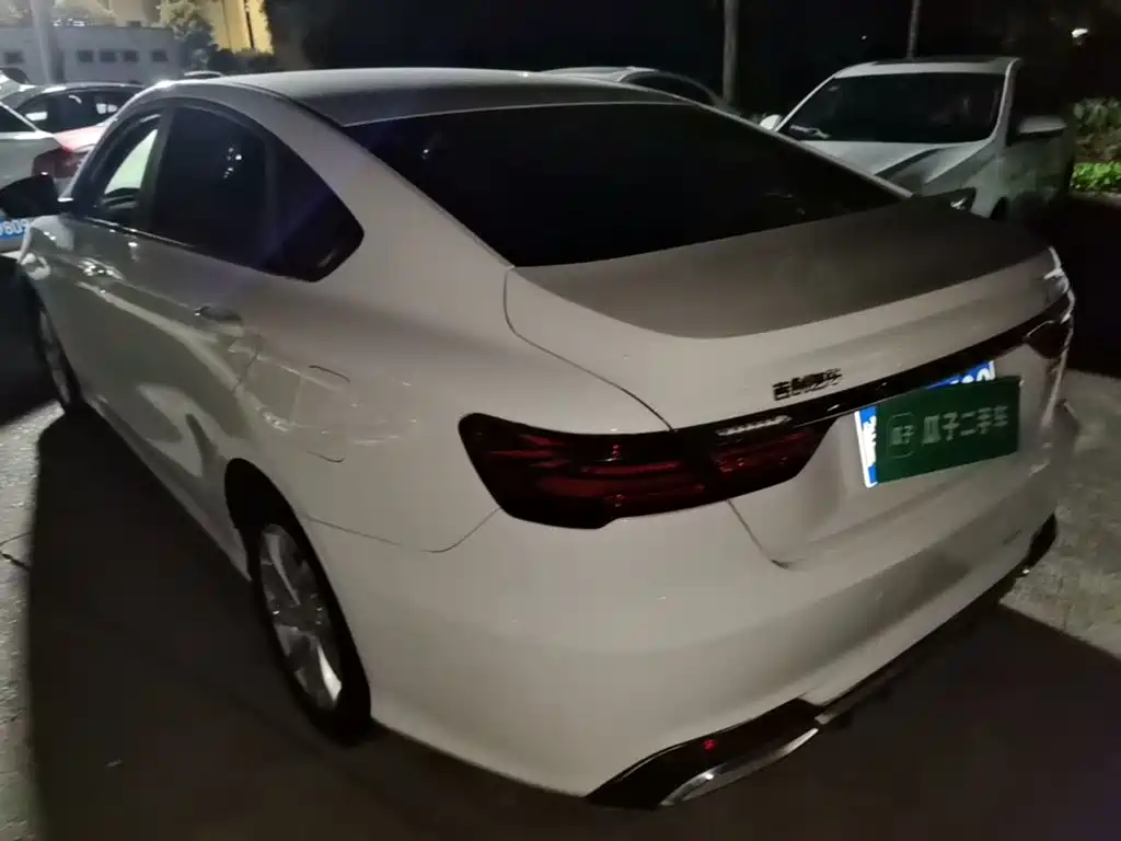 Фото 5 - Geely Binrui