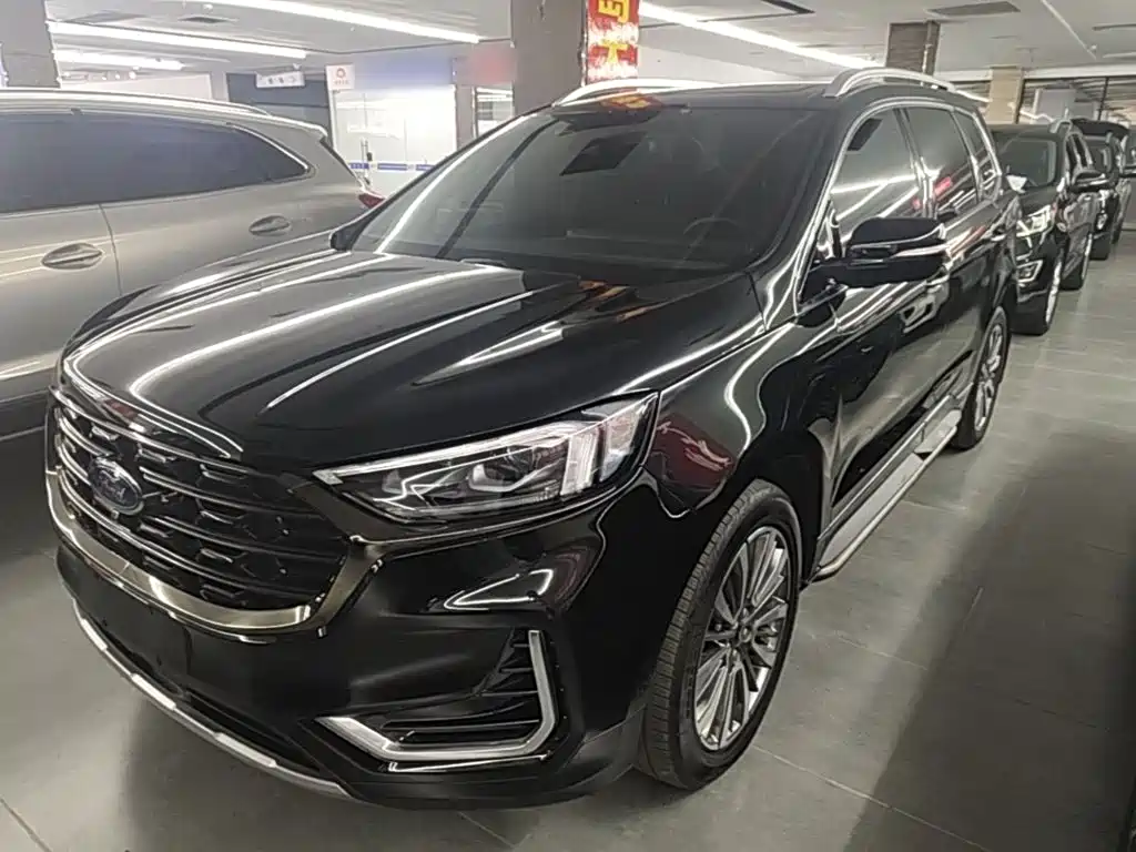 Фото 2 - Ford Edge