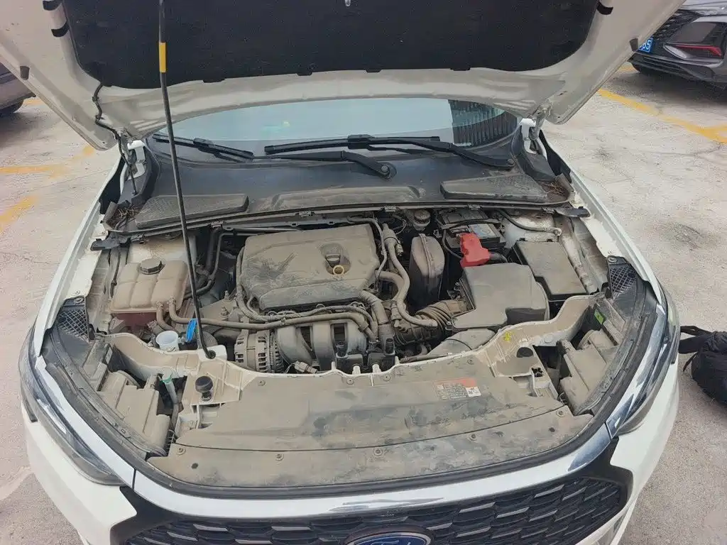 Ford Escort 2022 2021 1.5L Automatic Diamond Edition