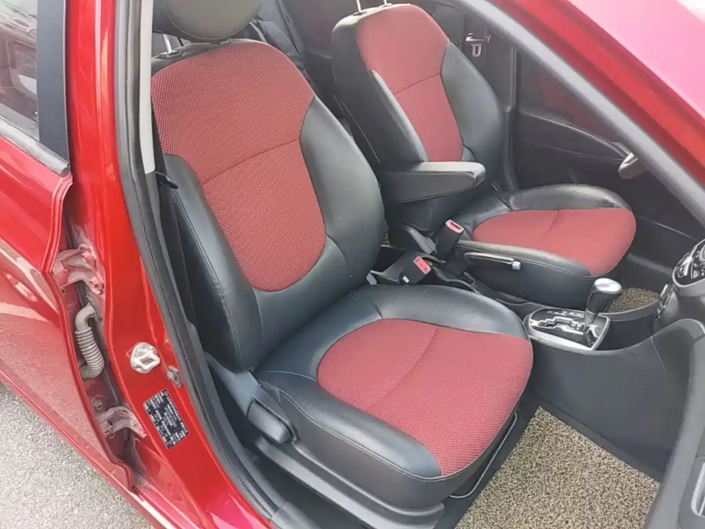 Hyundai Reina 2015 2014 Model 1.6L Automatic TOP