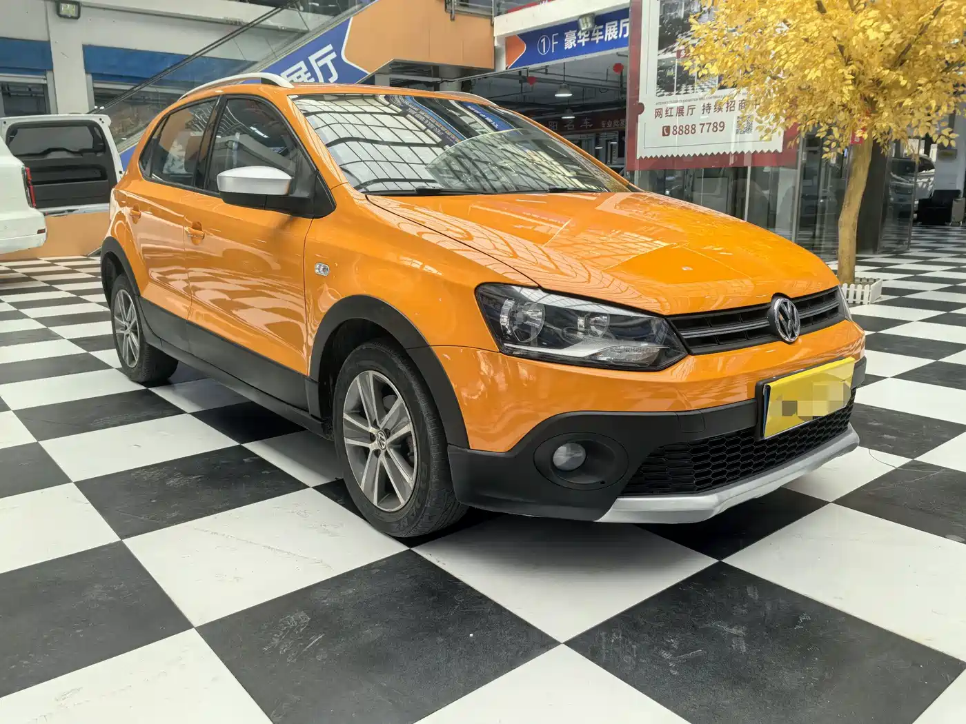 Volkswagen Polo 2012 1.6L Cross Polo AT фото 2