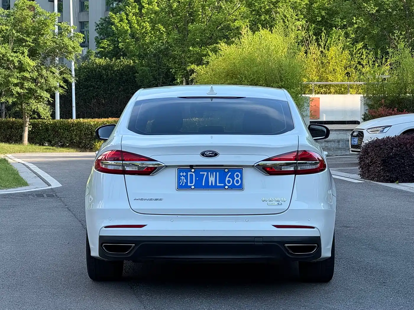 FORD MONDEO