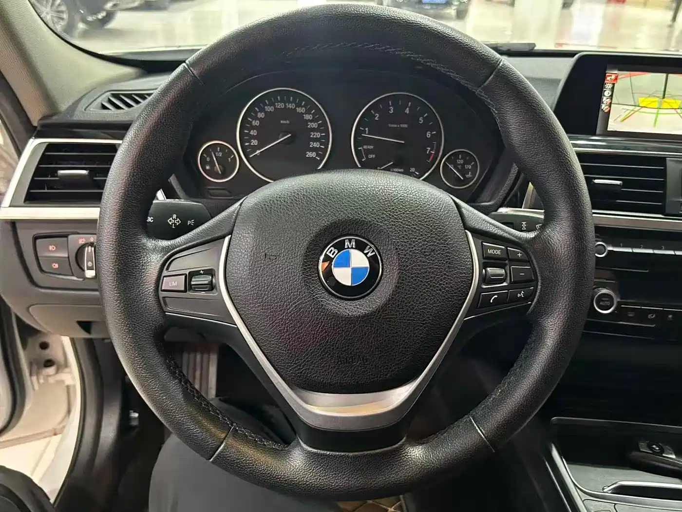 BMW 3 Series 2016 320Li Fashion Model фото 12