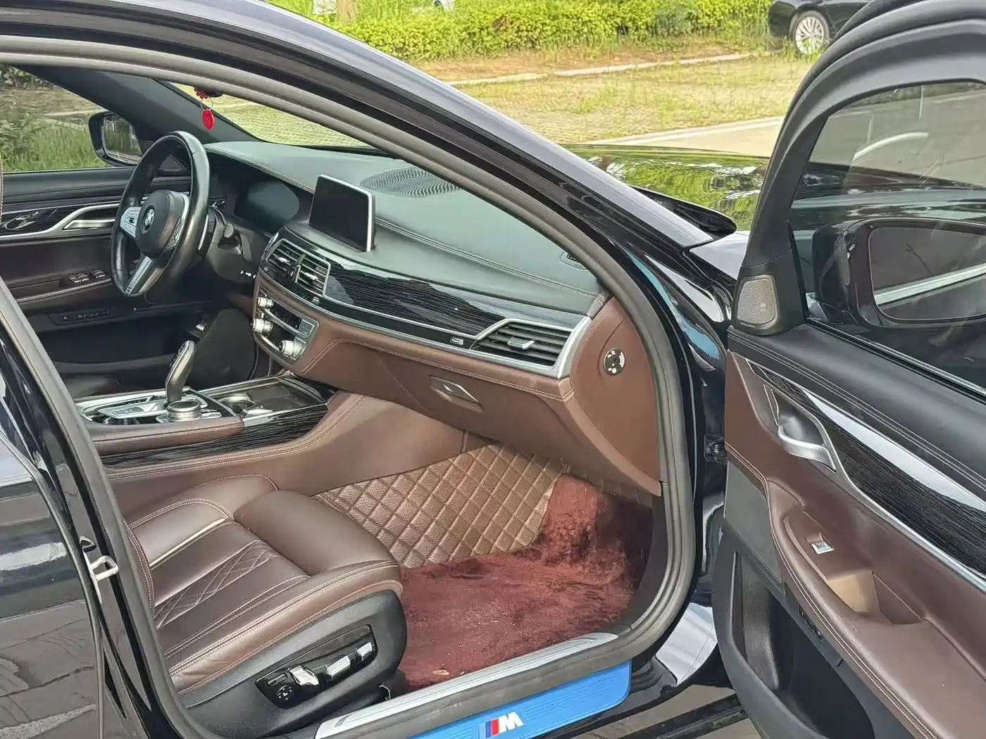 BMW 7 Series 2022 2021 Model 730Li M Sport Package