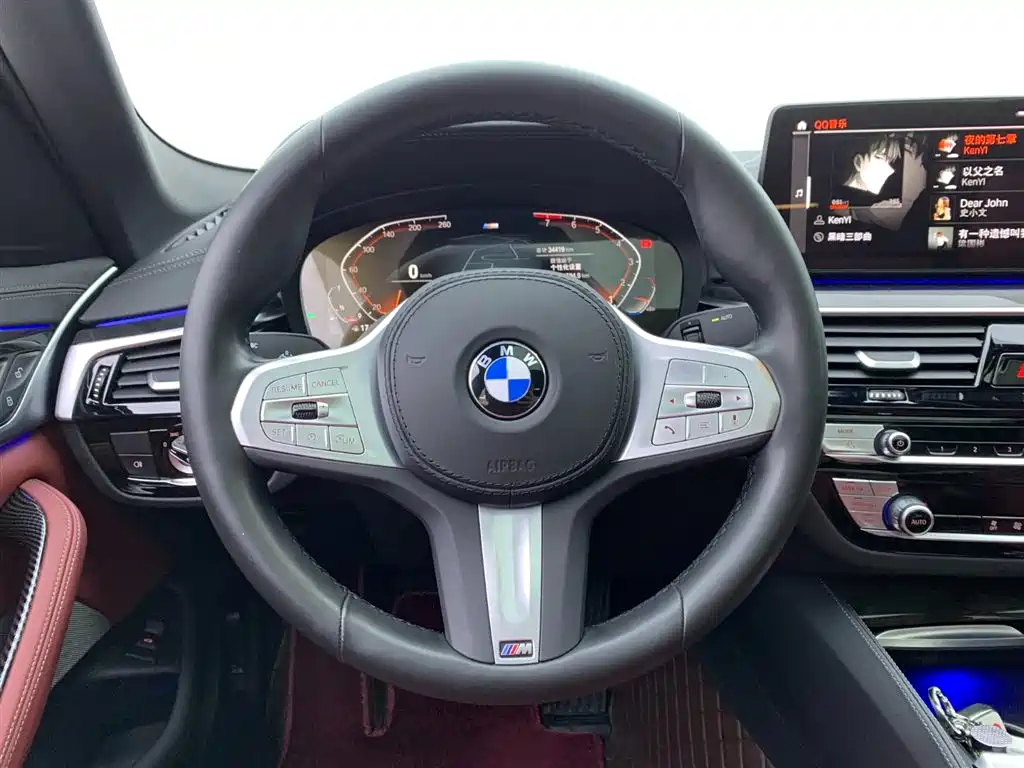 BMW 5 Series 2022 Model Second Facelift 525Li M Sport Package фото 18