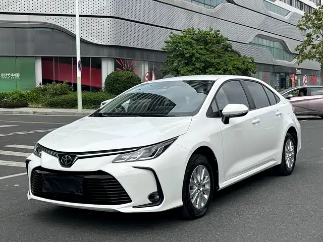 TOYOTA COROLLA 2023