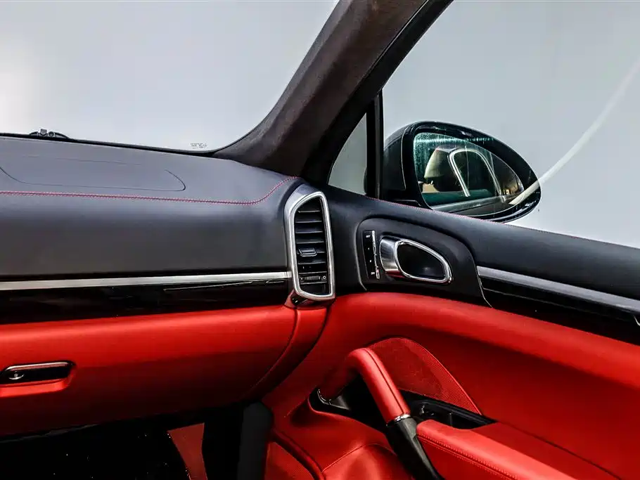 Porsche Cayenne 2011 Cayenne 3.0T фото 16