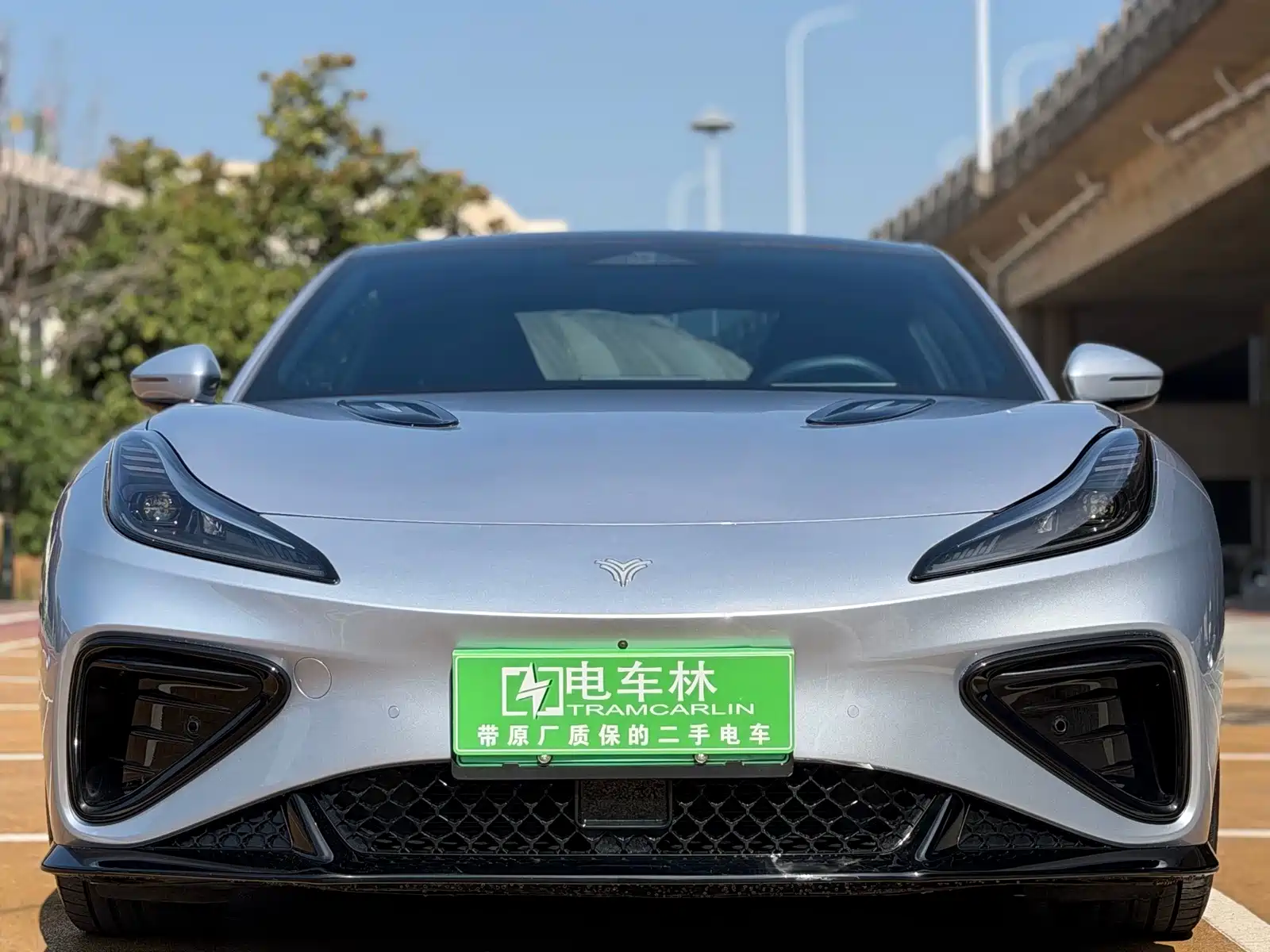 Photo 2 - Nezha Auto Nezha GT