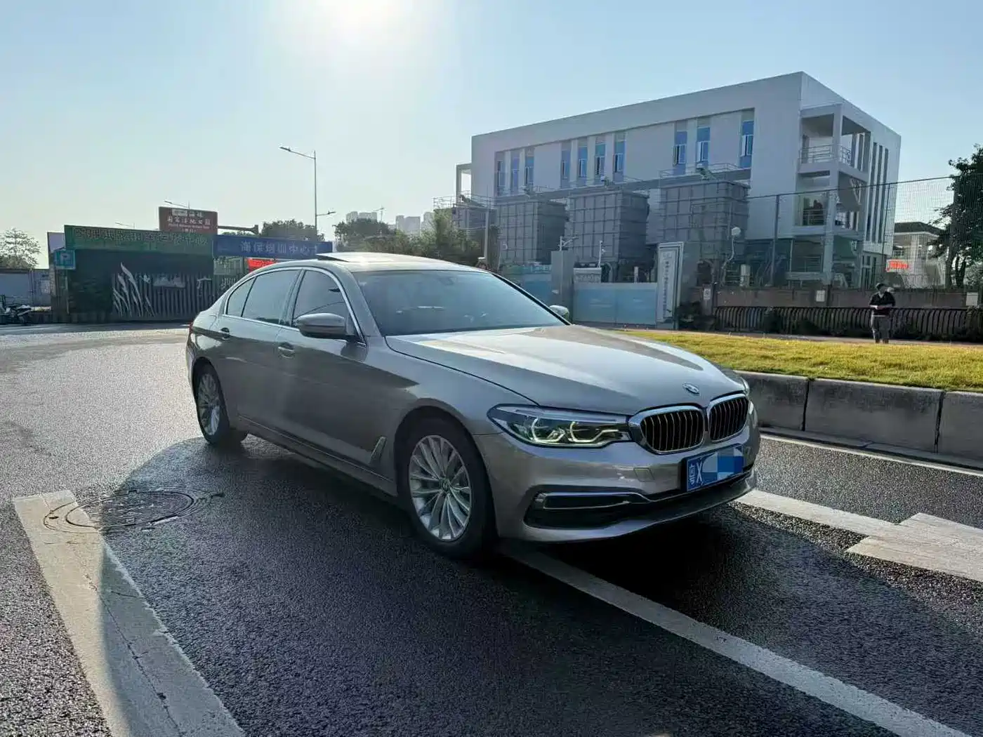 BMW 5 Series 2020 530Li Premium Luxury Package фото 2