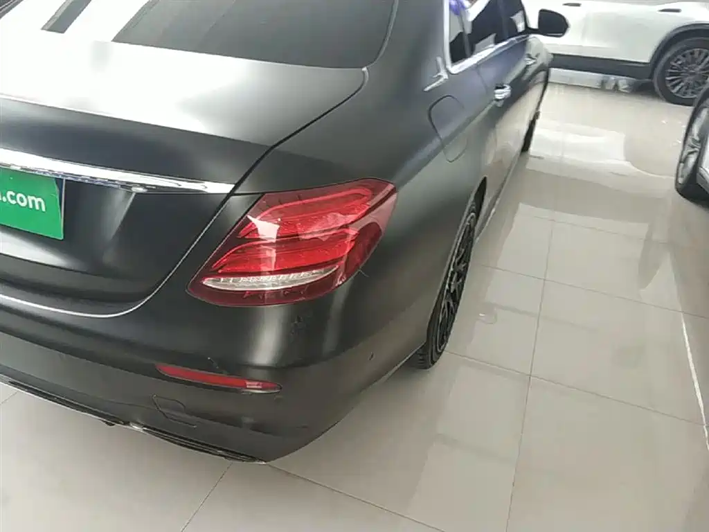 Mercedes-Benz E-Class 2019 E 300 L Sport Fashion фото 8