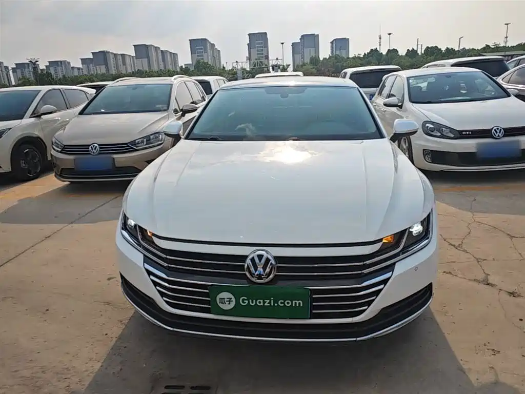 Volkswagen FAW-Volkswagen CC 2019 330TSI Luxury Appearance (China V) фото 3