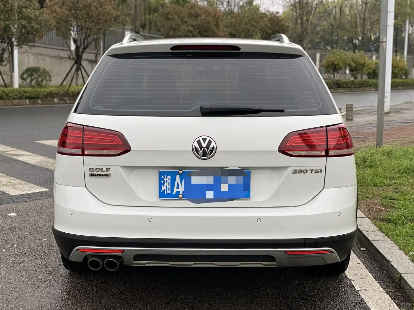 Volkswagen Golf (Import) 2019 1.8TSI Wagon фото 6