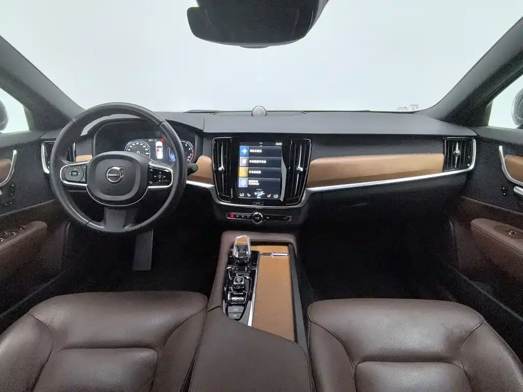 Photo 5 - Volvo S90