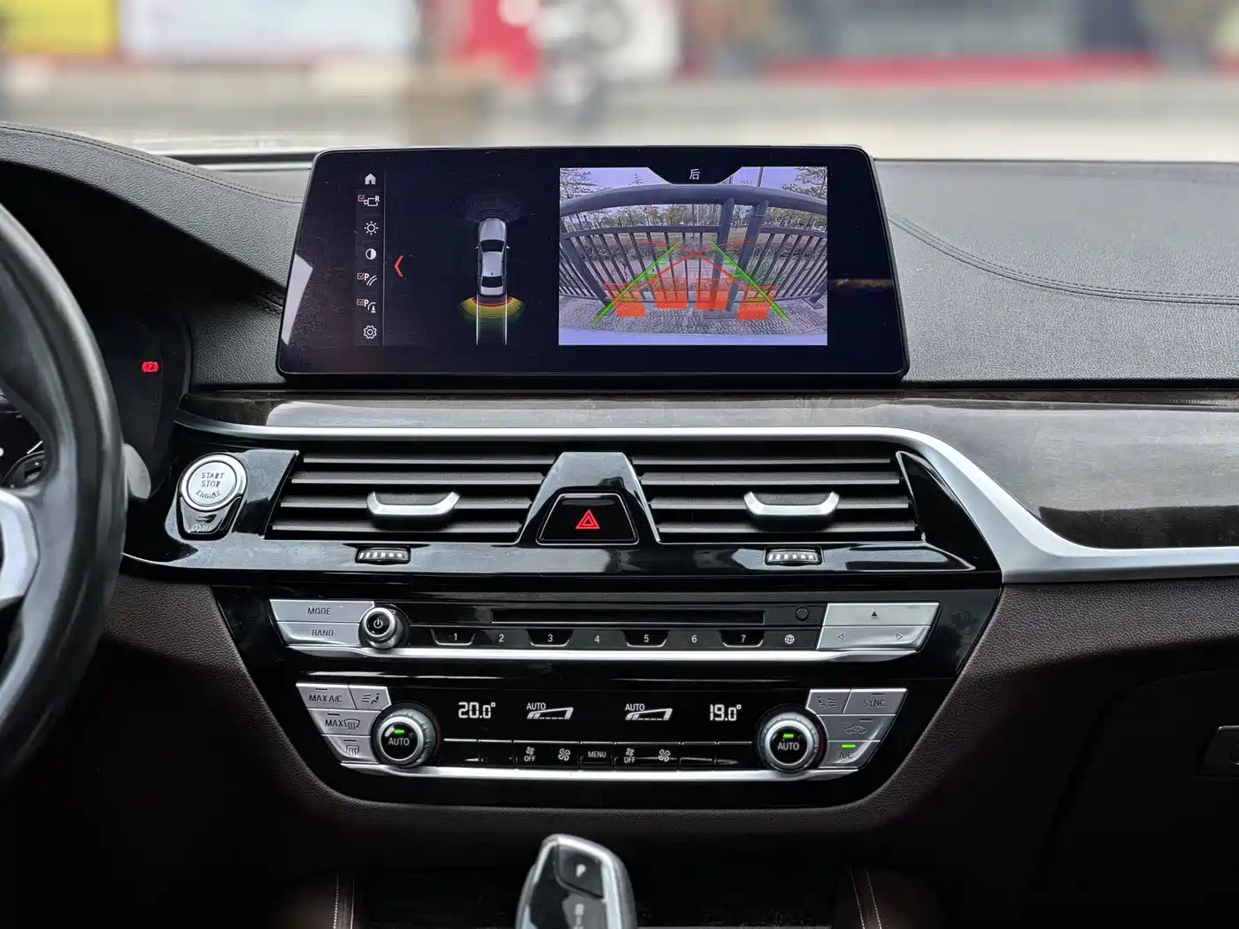 BMW 5 Series 2019 525Li M Sport Package фото 13