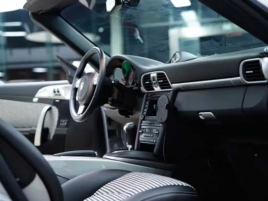 Porsche 911 2007 Turbo Cabriolet 3.6T фото 41