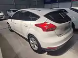 Фото 23 - Ford Focus