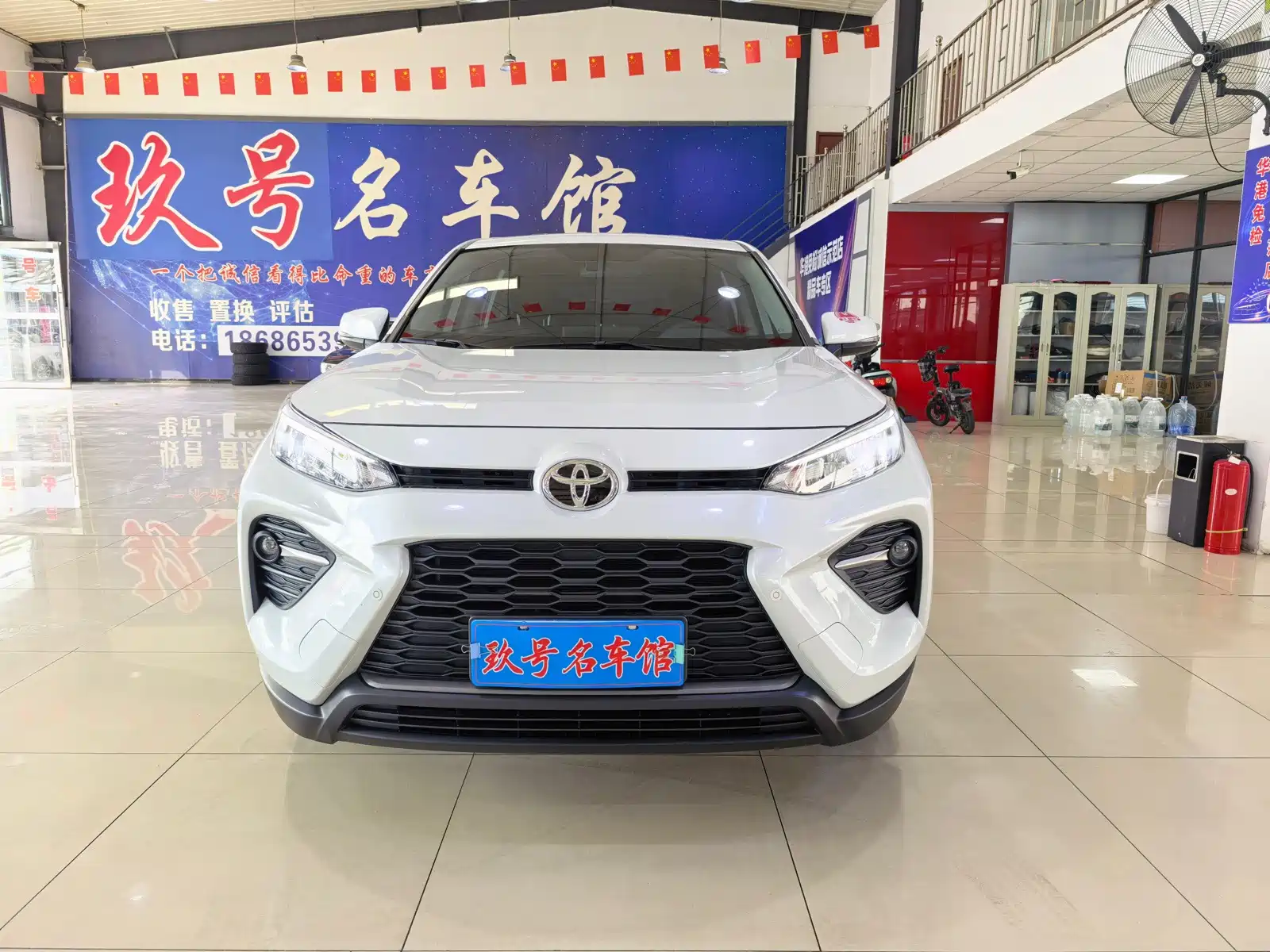 Photo 2 - Toyota Wildlander
