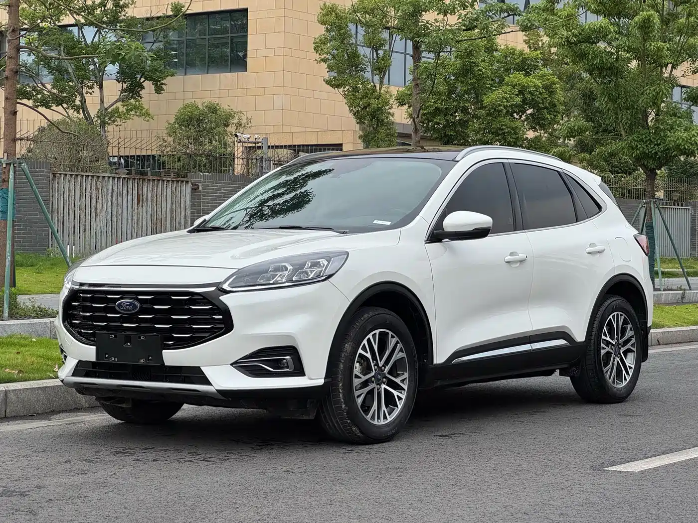 Ford Escape 2022 2020 EcoBoost 245 2WD Premium Edition