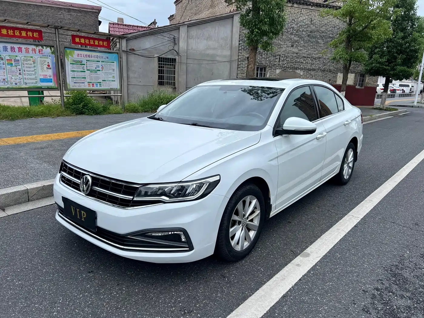 Фото 1 - Volkswagen Bora