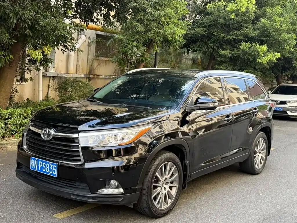 صورة 1 - Toyota Highlander