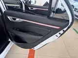 Фото 12 - Geely Vision