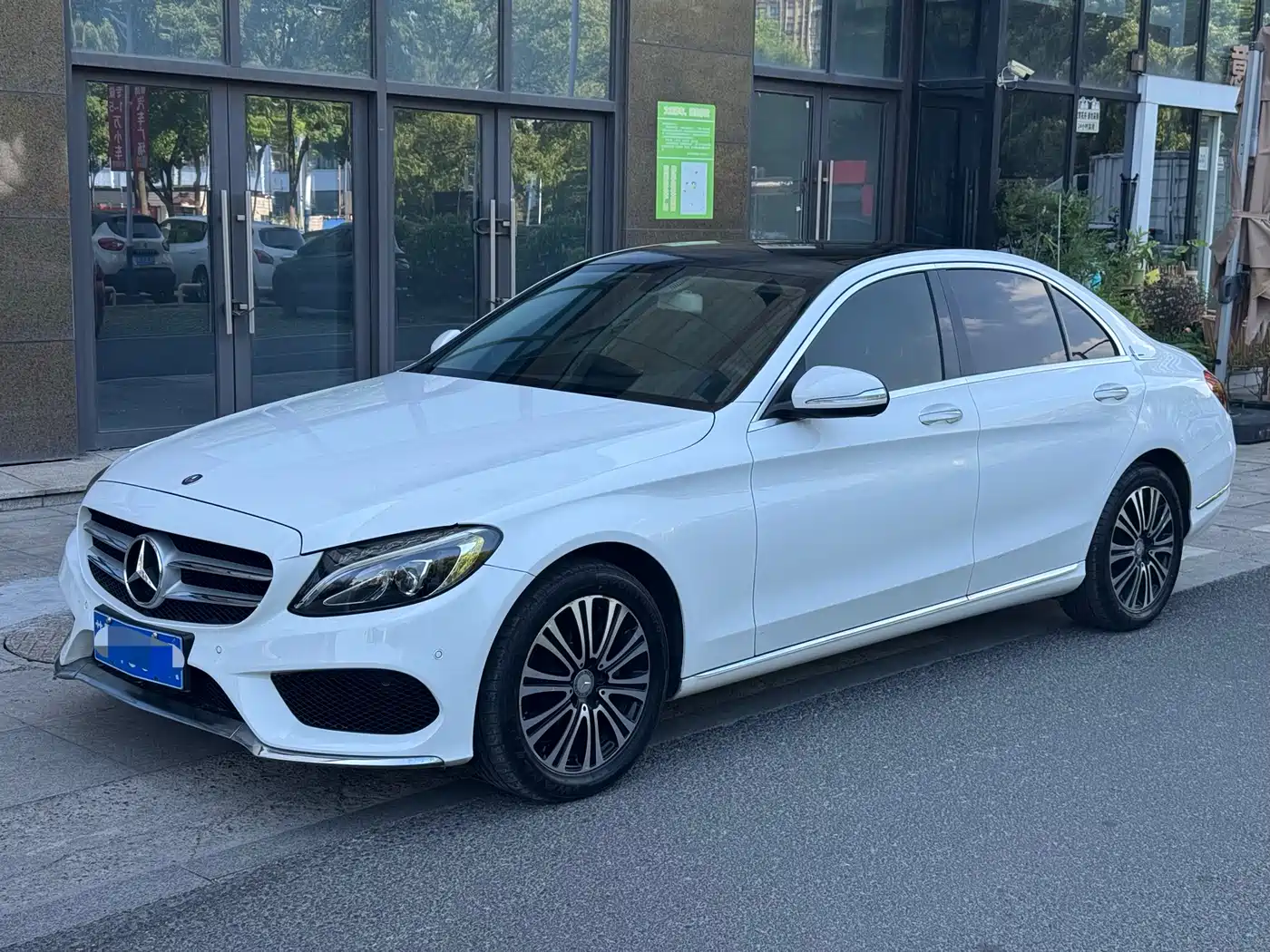 Mercedes-Benz C-Class 2015 Facelift C 200 L