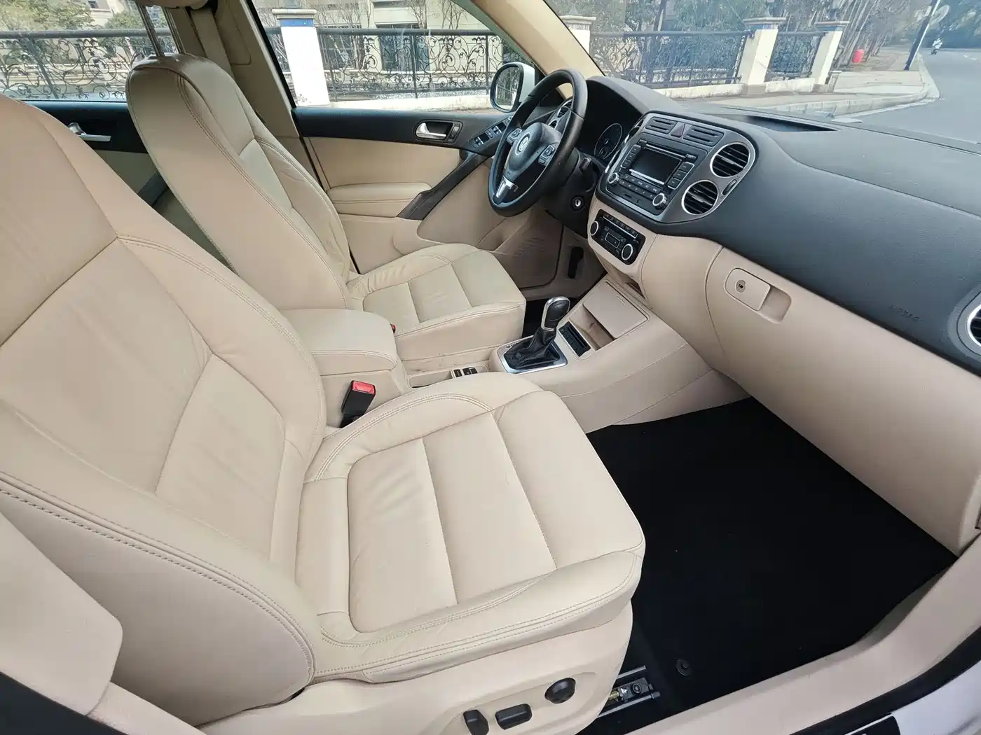 Volkswagen Tiguan 2012 1.8TSI Automatic 4WD Trend Edition фото 13