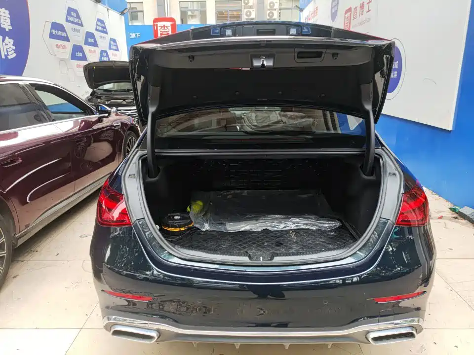 Фото 8 - Mercedes-Benz C-Class