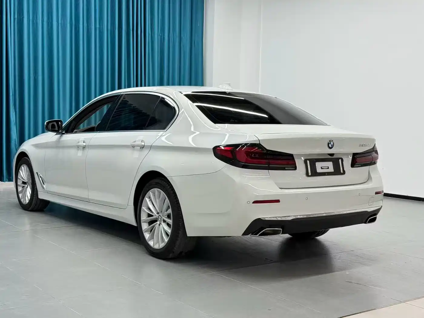 BMW 5 Series 2022 525Li Luxury Package фото 9