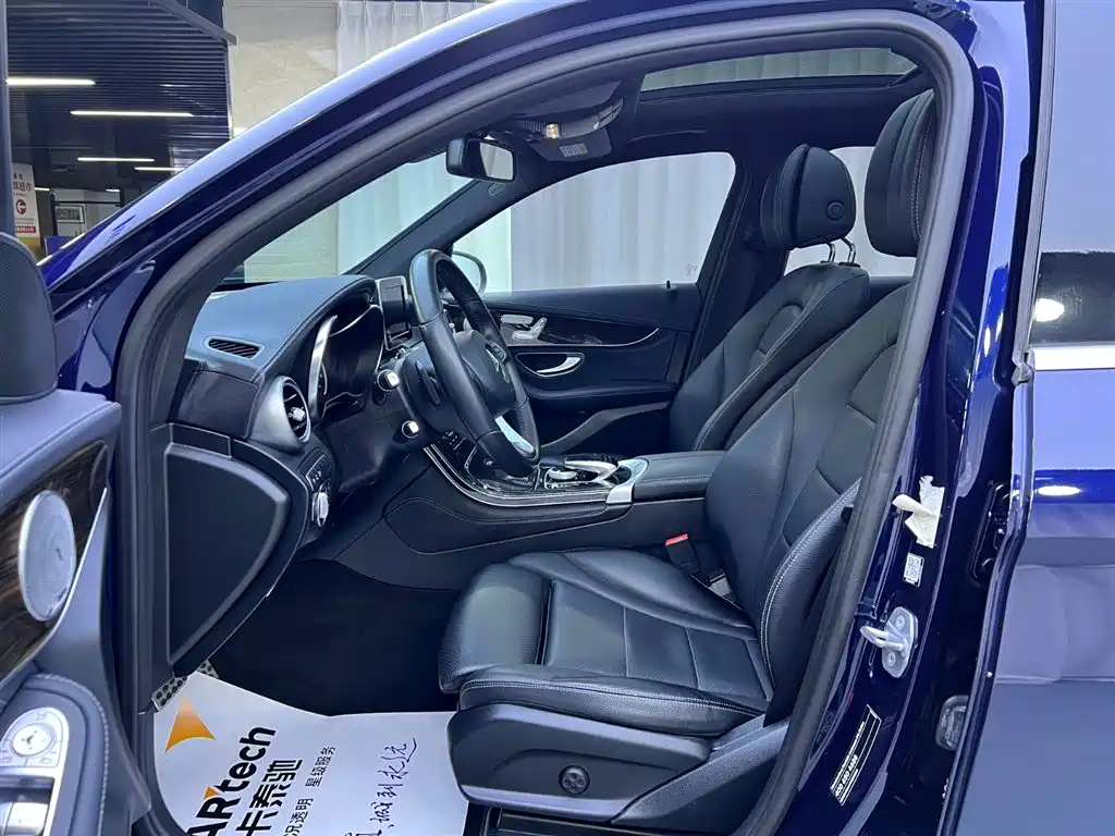 Mercedes-Benz GLC 2018 GLC 260 4MATIC Luxury фото 7