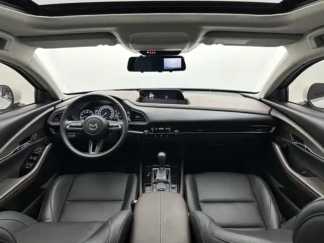 Фото 9 - Mazda CX-30
