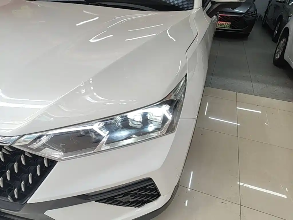 Bestune T77 2019 2019 230 TID Automatic Noble Model China V